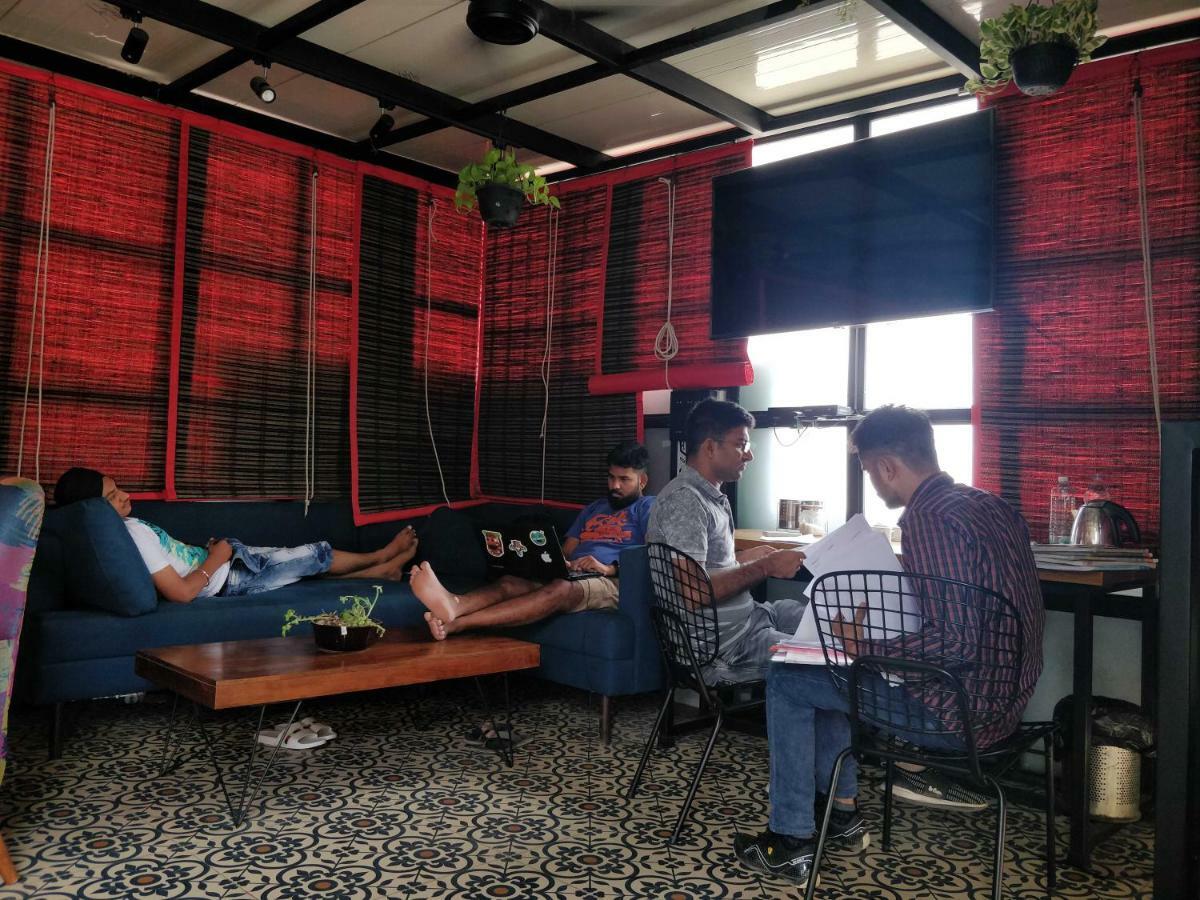 Madpackers Delhi West Hostel New Delhi Luaran gambar
